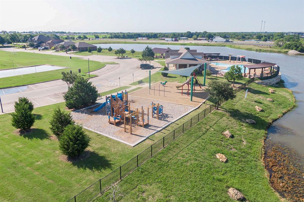 Verandah Ph I E - Residential