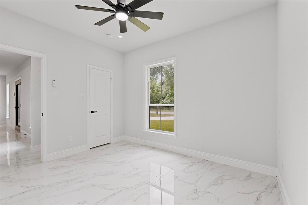 Paradise Bay - Residential