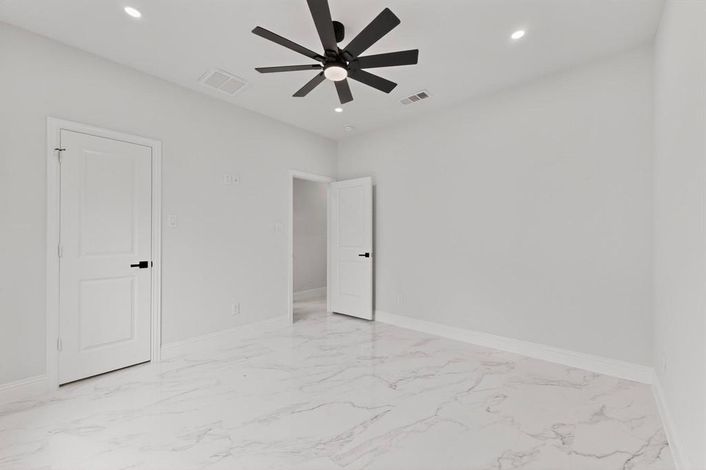 Paradise Bay - Residential