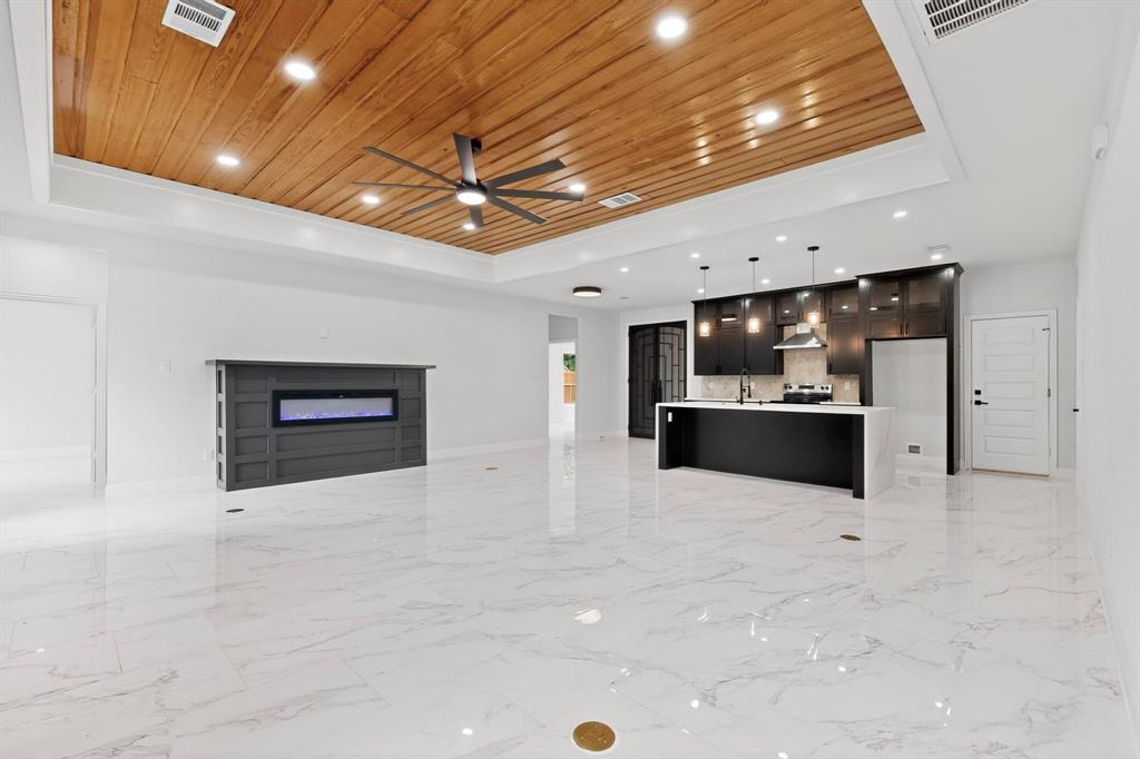 Paradise Bay - Residential