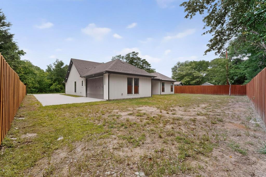 Paradise Bay - Residential