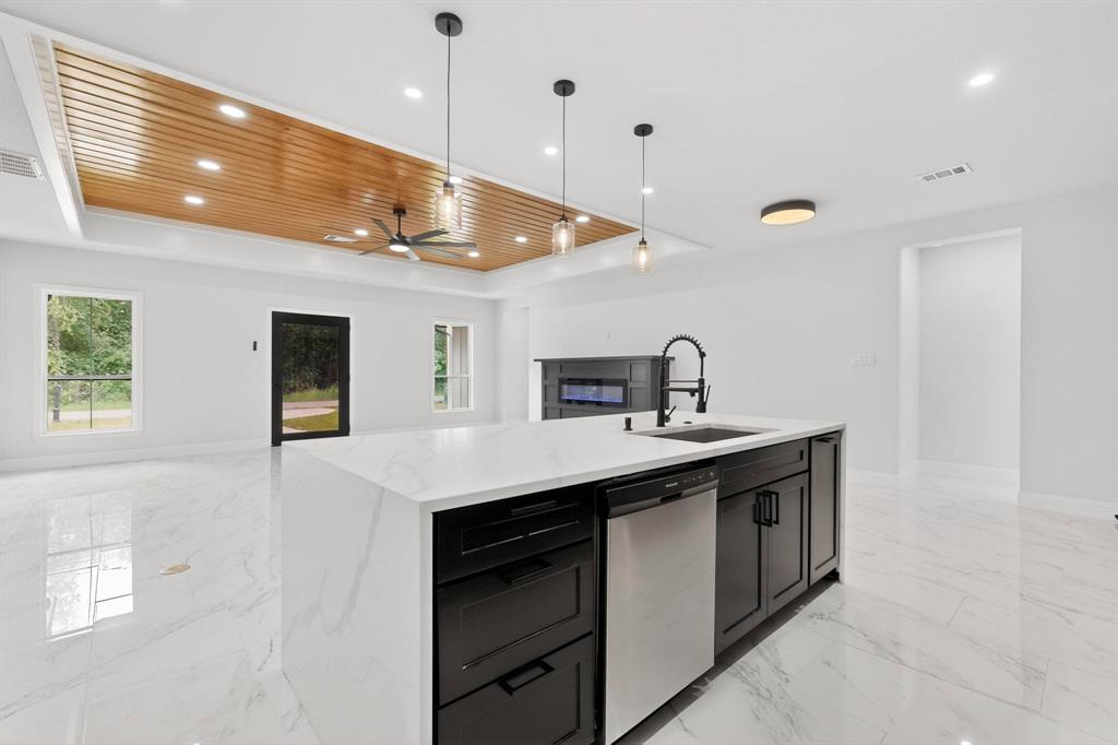 Paradise Bay - Residential