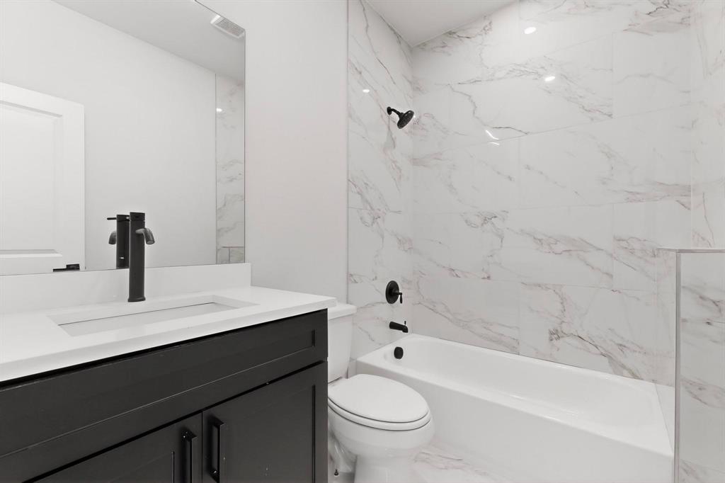 Paradise Bay - Residential