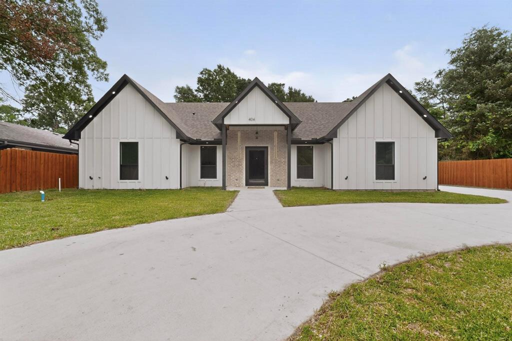 Paradise Bay - Residential