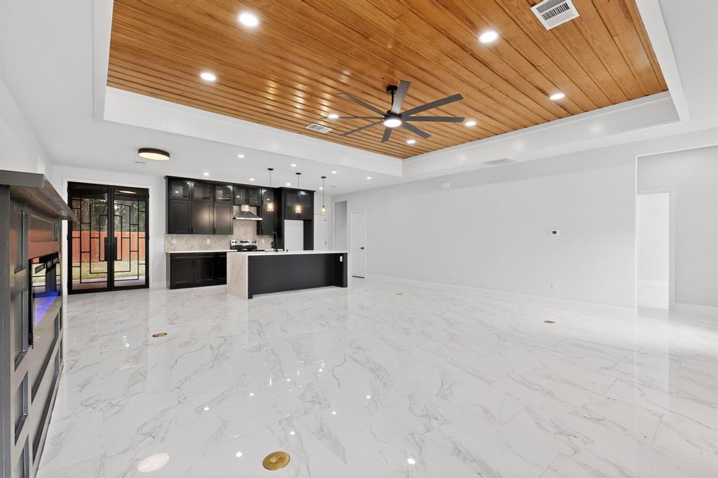 Paradise Bay - Residential