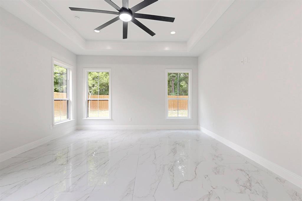 Paradise Bay - Residential