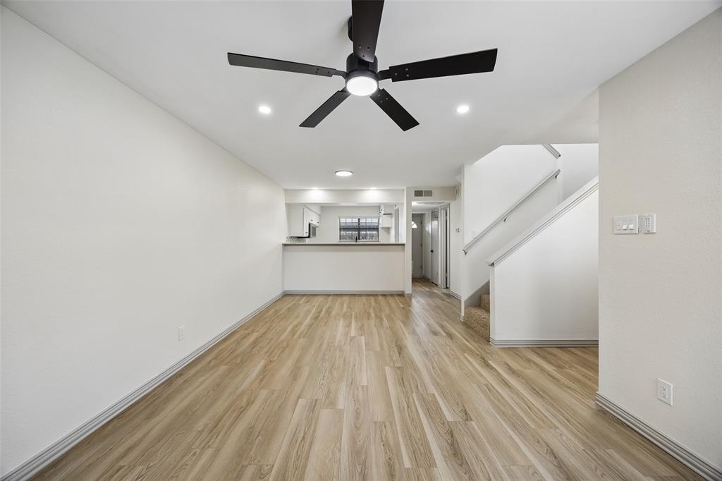 1829 Maplewood Trail