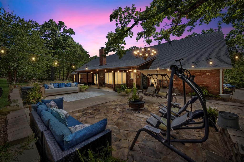 9300 Indian Knoll Trail