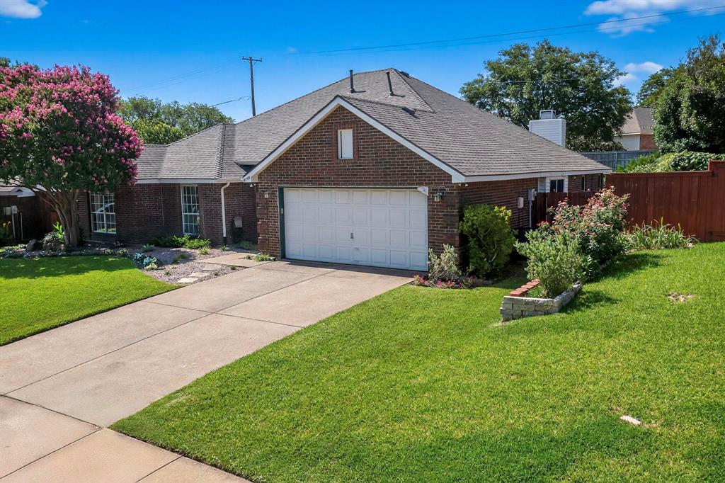 2705 Willowood Drive