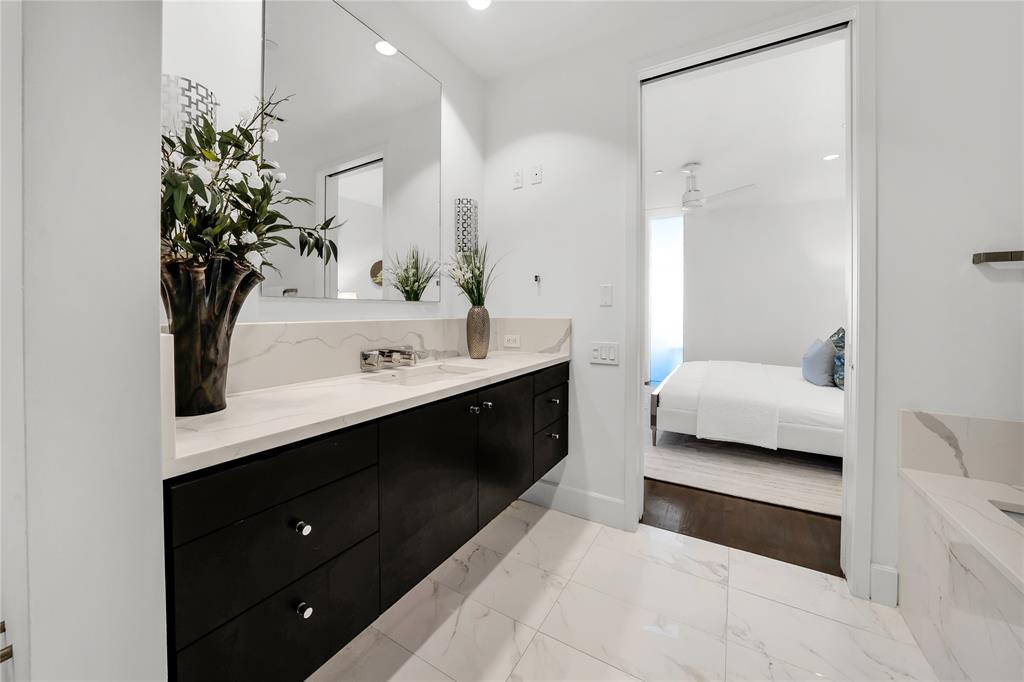 South Tower Residences - Residential