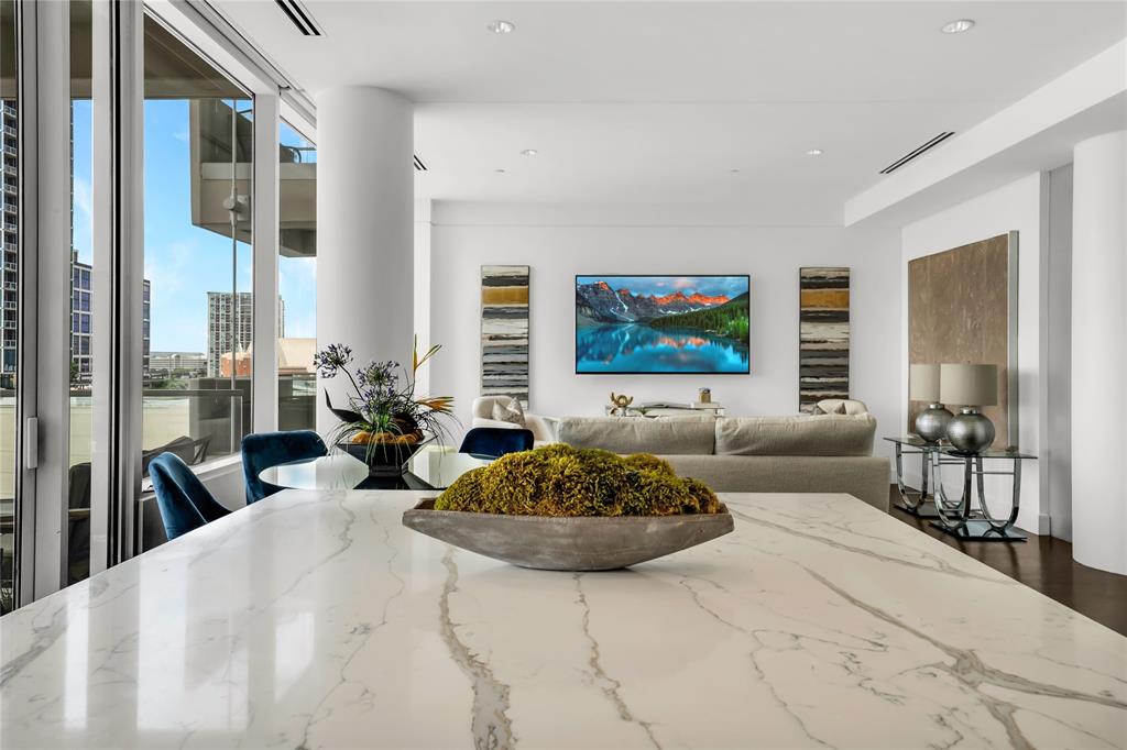 South Tower Residences - Residential