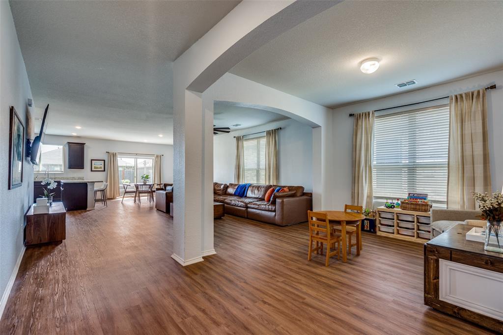 1009 Waverly Drive