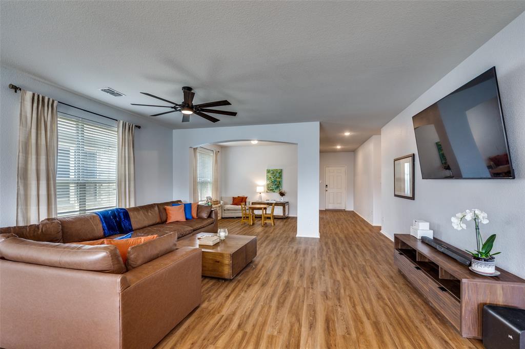1009 Waverly Drive