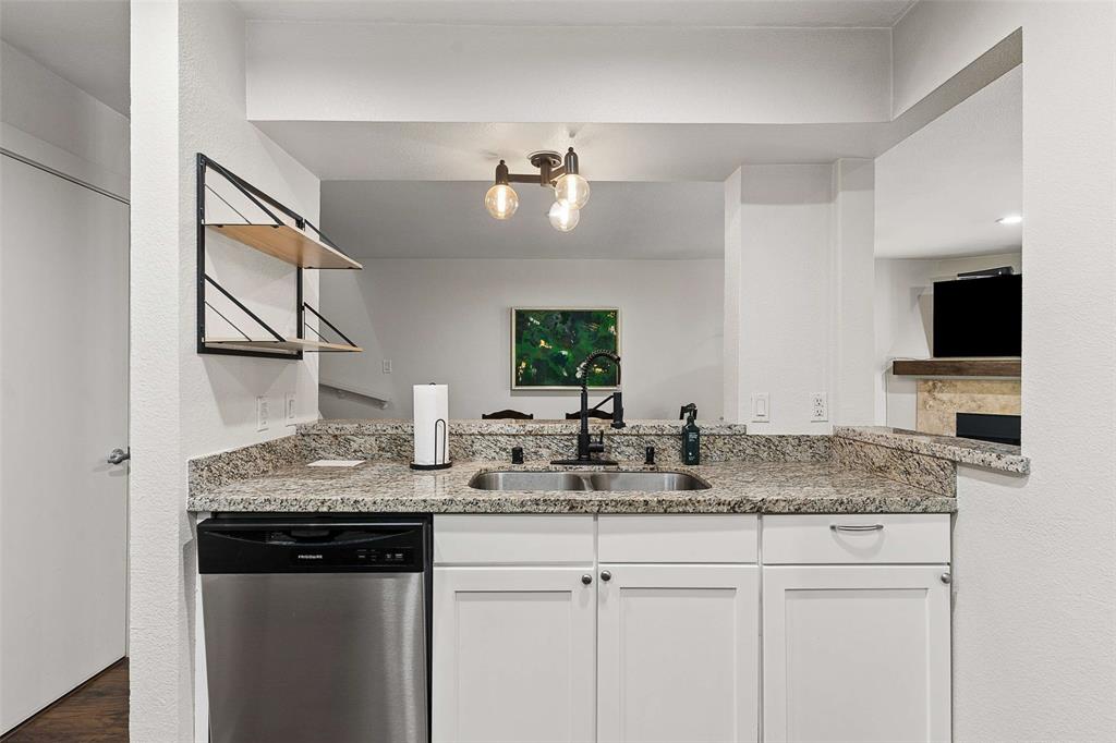 Parkside Cedar Spgs Condo - Residential