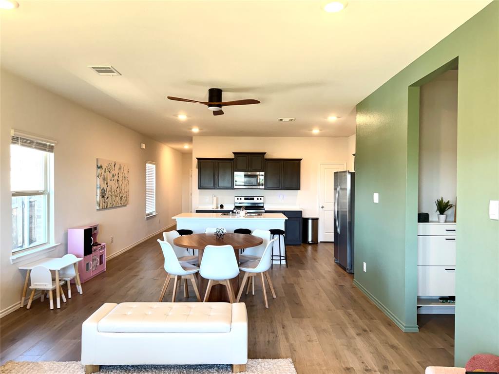 1121 Catalina Lane