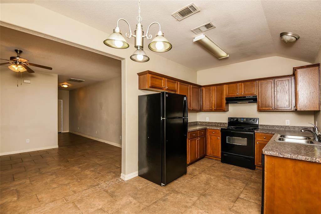 Windsor Park Sub - Residential Lease