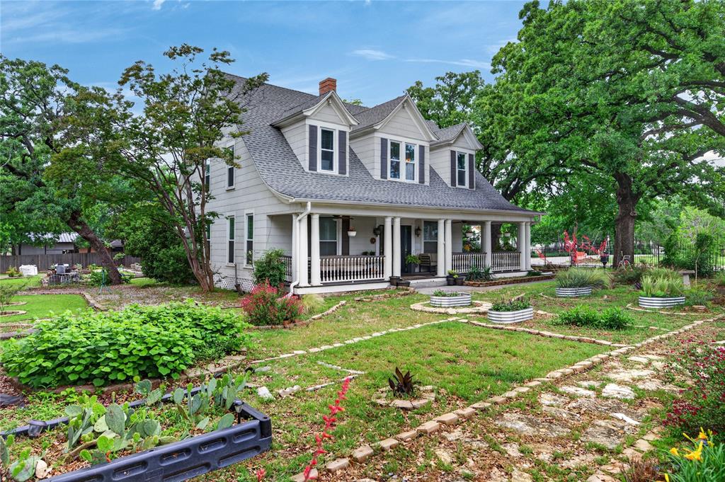 2300 N Edgewood Terrace