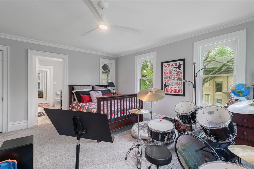 Munger Place - Residential