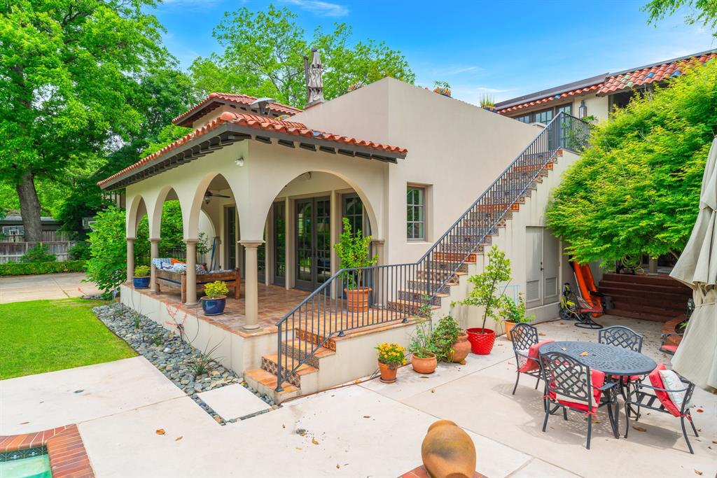 Munger Place - Residential