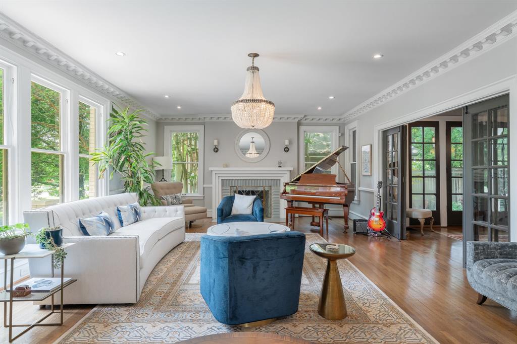 Munger Place - Residential