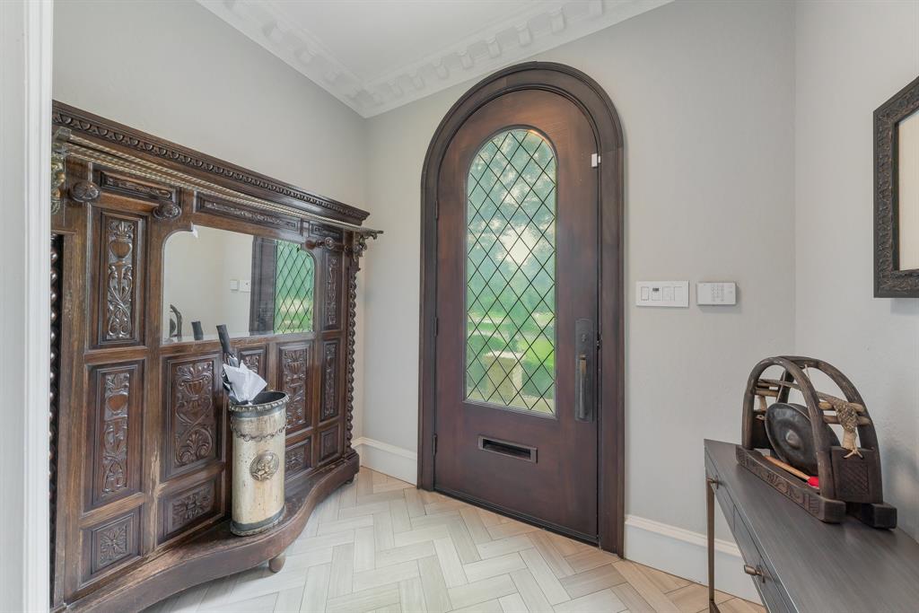 Munger Place - Residential