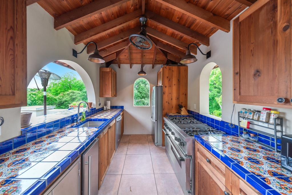 Munger Place - Residential