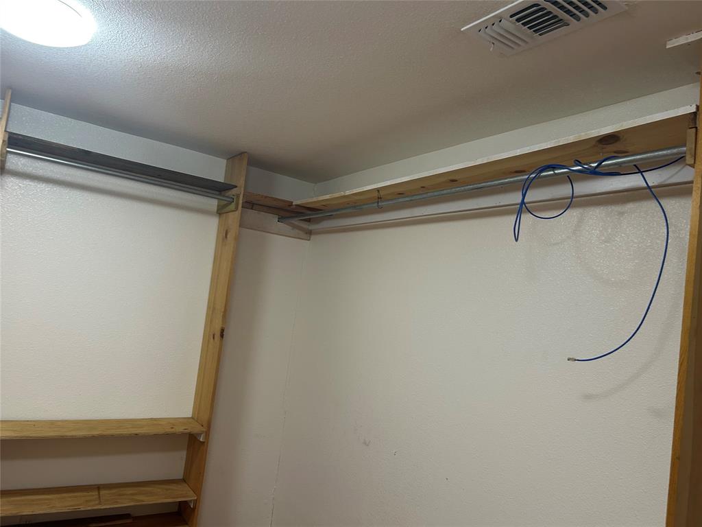 JUAN ESCULAN - Residential