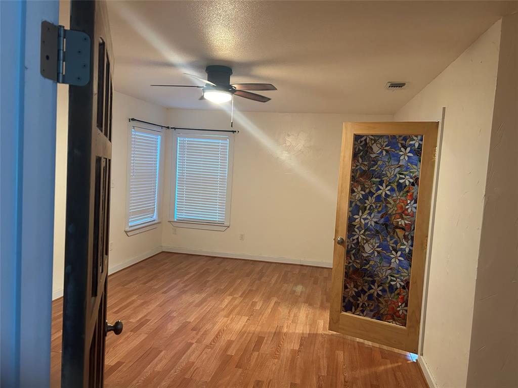 JUAN ESCULAN - Residential