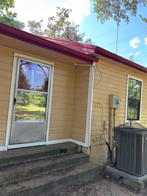 JUAN ESCULAN - Residential