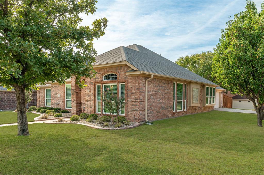 920 Springwood Lane