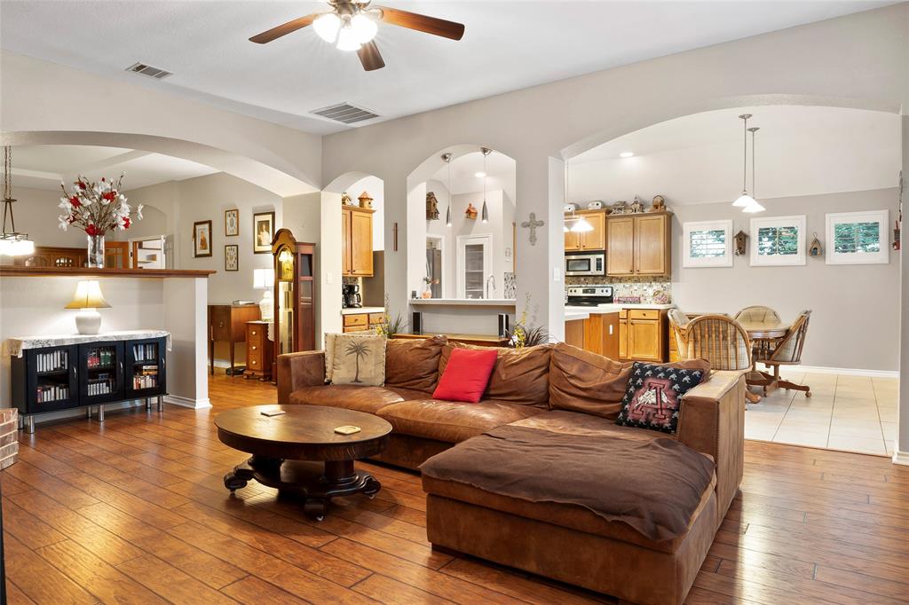 Mistletoe Hill Ph III - Residential