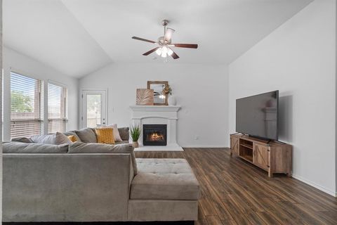 10149 Red Bluff Lane Fort Worth TX 76177