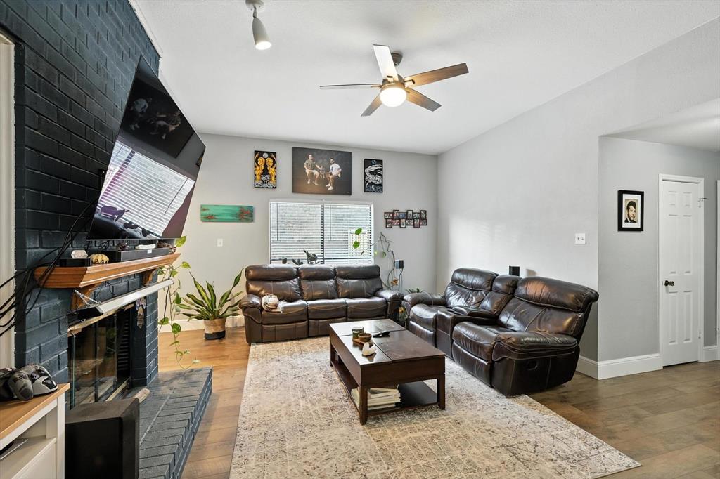 2202 Daniel Way