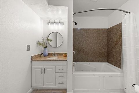 Tiny photo for 10338 Country Club Drive, Dallas, TX 75218 (MLS # 21145789)