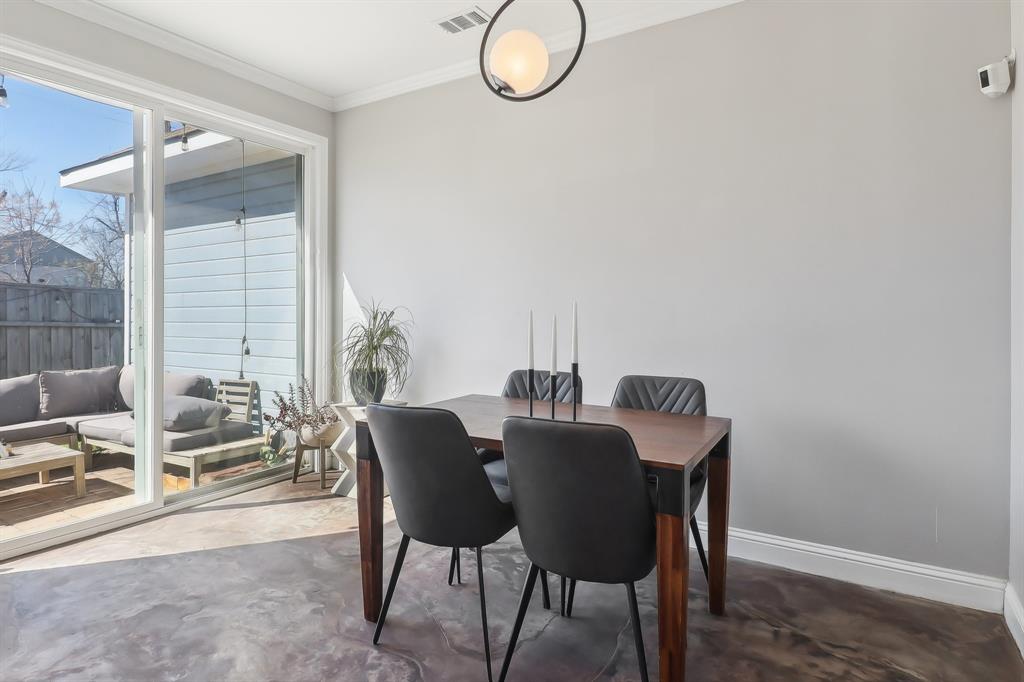 601 N Lancaster Avenue