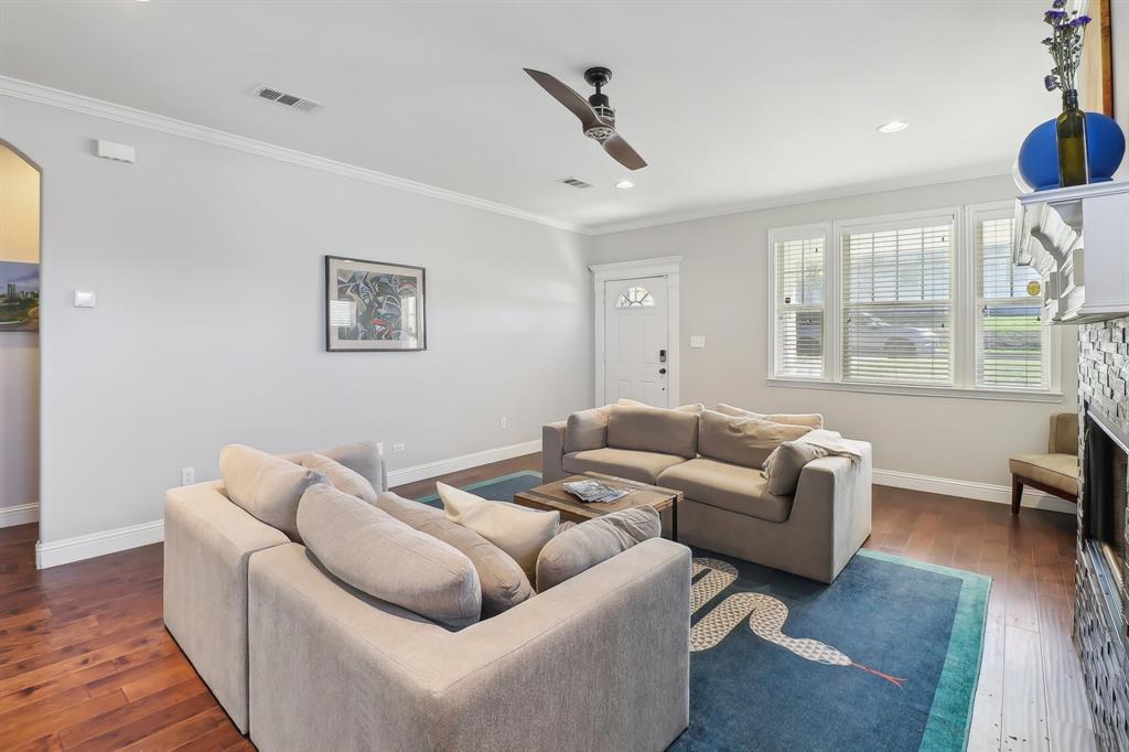 601 N Lancaster Avenue