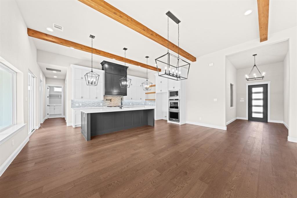 3080 Glen Oaks Drive