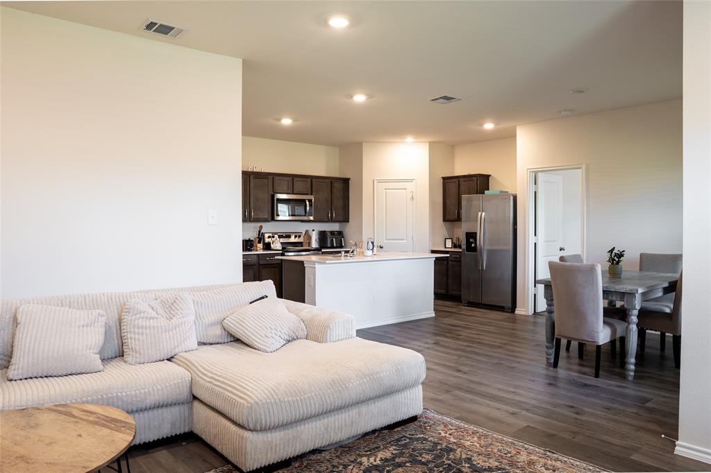 1117 Serena Drive