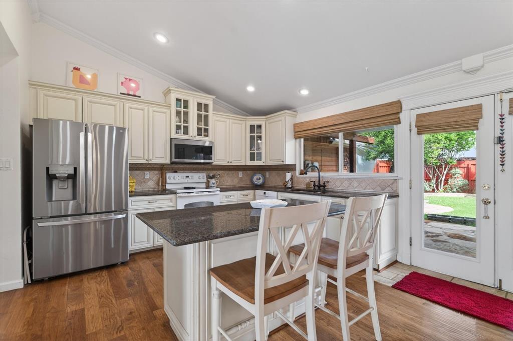 Colony 27 - Residential