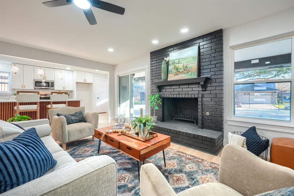 1712 Cathedral Drive