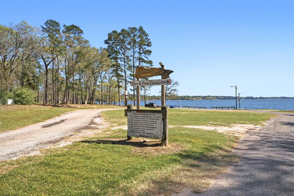 LAKE PALESTINE SHADYBROOK - Residential