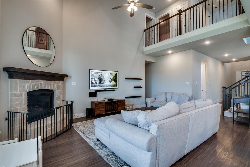 1549 Sugarberry Drive