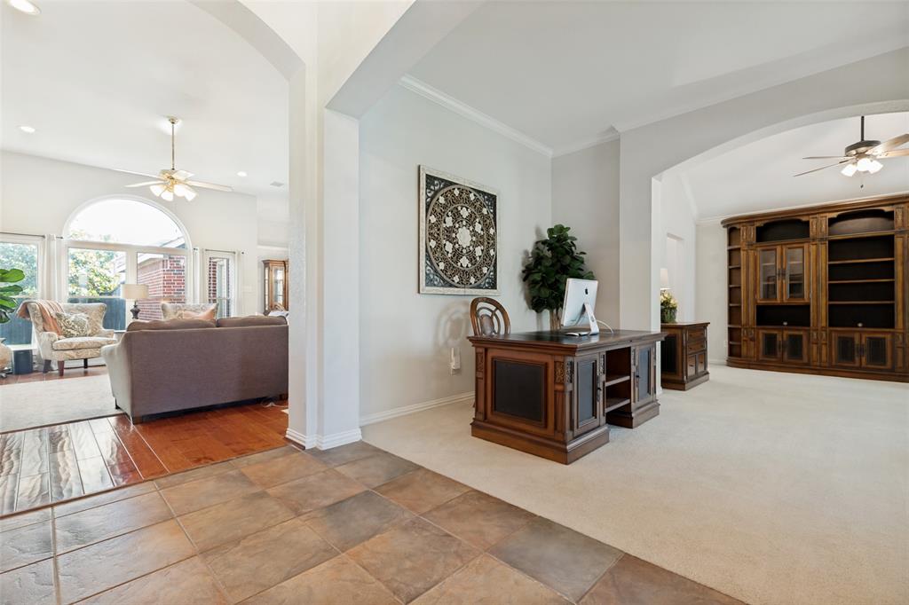 2752 Marshall Drive