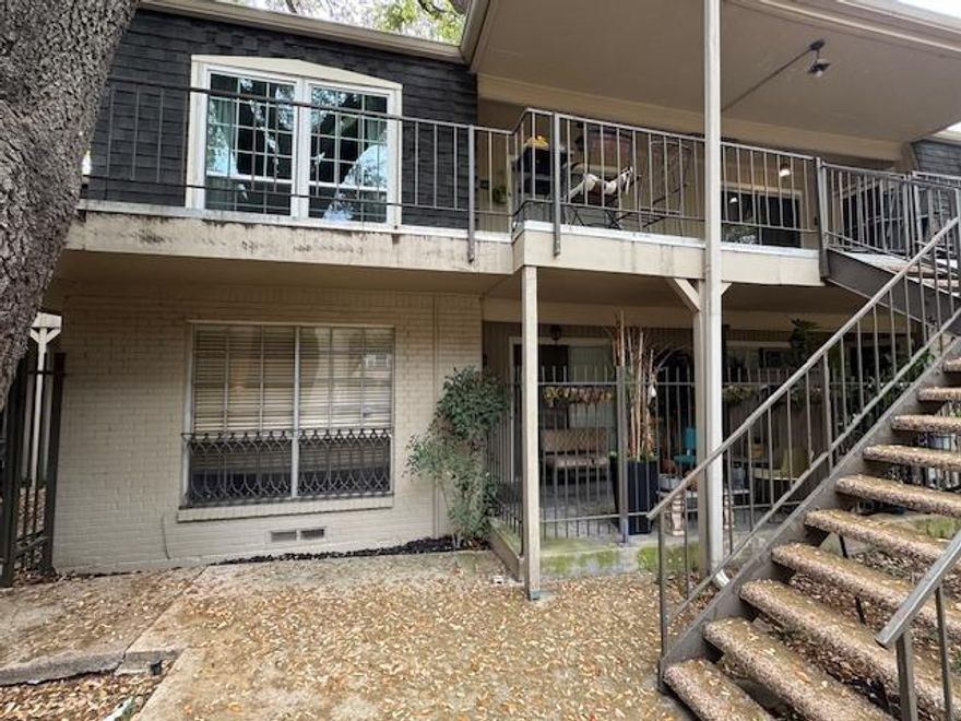Live in this beautiful condominium that overlooks a serene refreshing pool, in the heart of Oaklawn near the Medical district.   A great location with lots of entertainment and restaurants along with a Dart train station you can walk to that provides you with easy access throughout the city and to both Love and DFW airports.   This updated 1 bedroom and 1 bath unit is 703 sq feet and has new wood floors, and a brand-new bathroom with a modern walk-in shower just completed in 2025.  

The open floor plan has a living and dining area  along with a large bedroom and a large walk-in closet for easy storage and organization.  The Kitchen has a newer stainless-steel oven-stove, and refrigerator , along a garbage disposal and dishwasher.  This unit also has a washer and dryer hook up offering an in-unit laundry option,  and the complex offers a community laundry facility close by.  This unit also has assigned covered parking right outside the back door and two patios, one out back and a front patio overlooking the pool.  Additionally, this unit has a completely new Heat and Central Air Conditioning unit (HVAC).   Don't miss this beautiful condo in a winning location.
