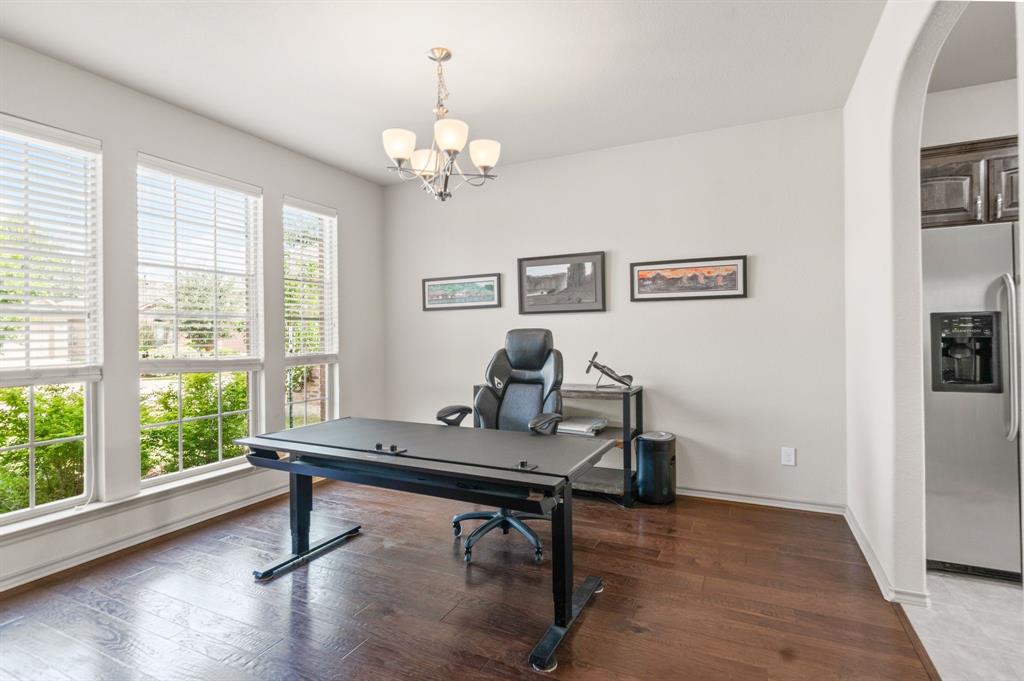 2220 Frosted Willow Lane