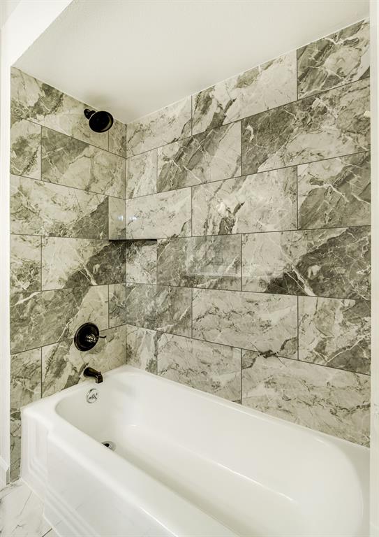 La Fontaine Condo - Residential