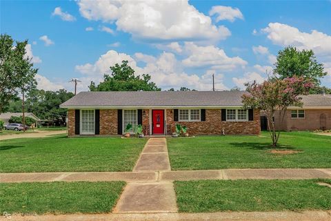 A home in Shreveport