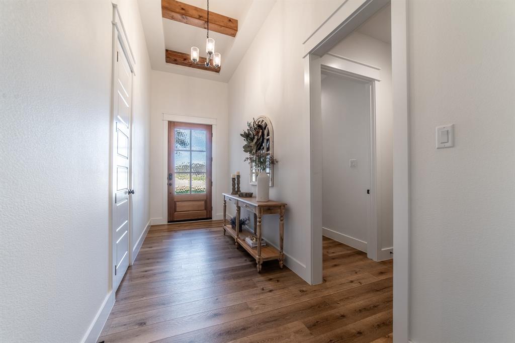 Springtown, Texas 76082, United States, 4 Bedrooms Bedrooms, ,3 BathroomsBathrooms,Residential,Pending,30649