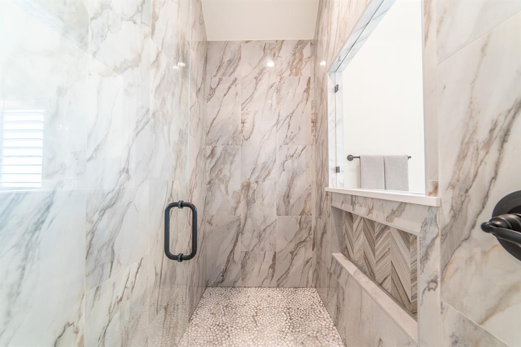 Springtown, Texas 76082, United States, 4 Bedrooms Bedrooms, ,3 BathroomsBathrooms,Residential,Pending,30649