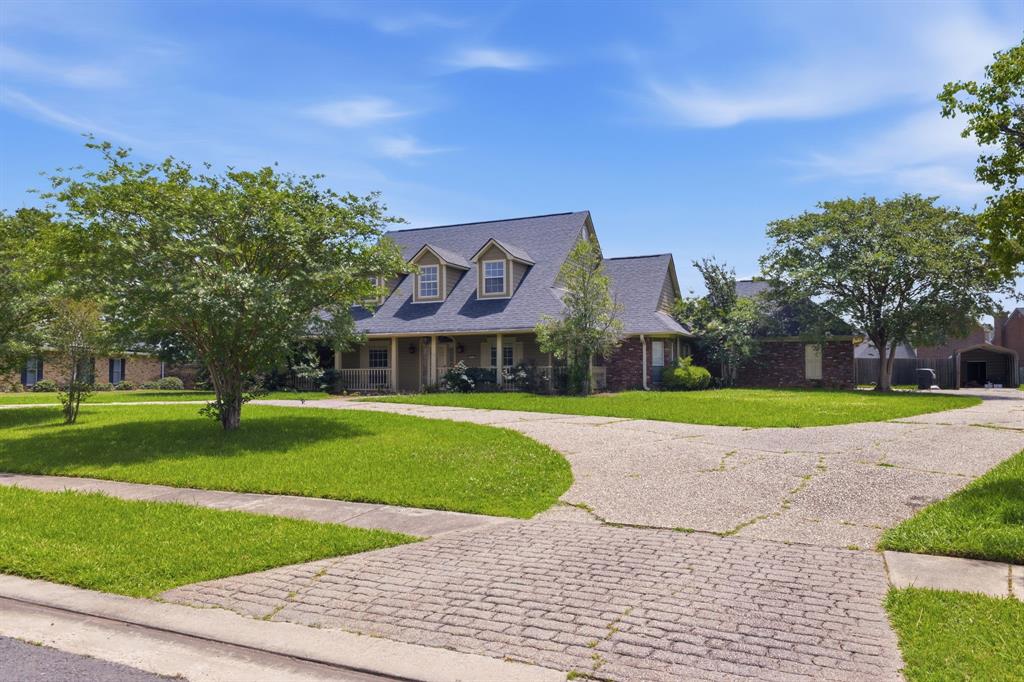30 Fairmont Circle